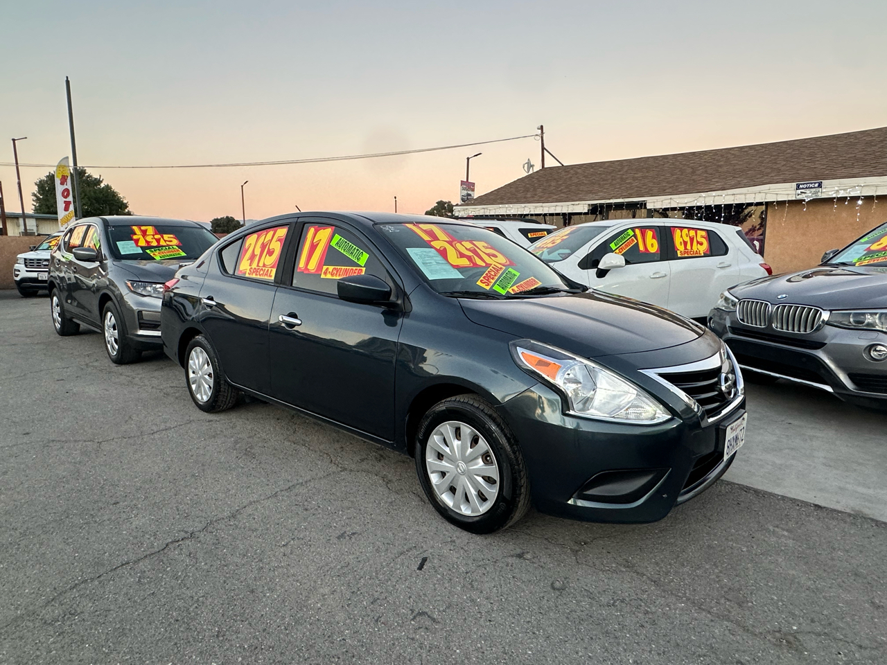 Nissan Versa Sedan  2017