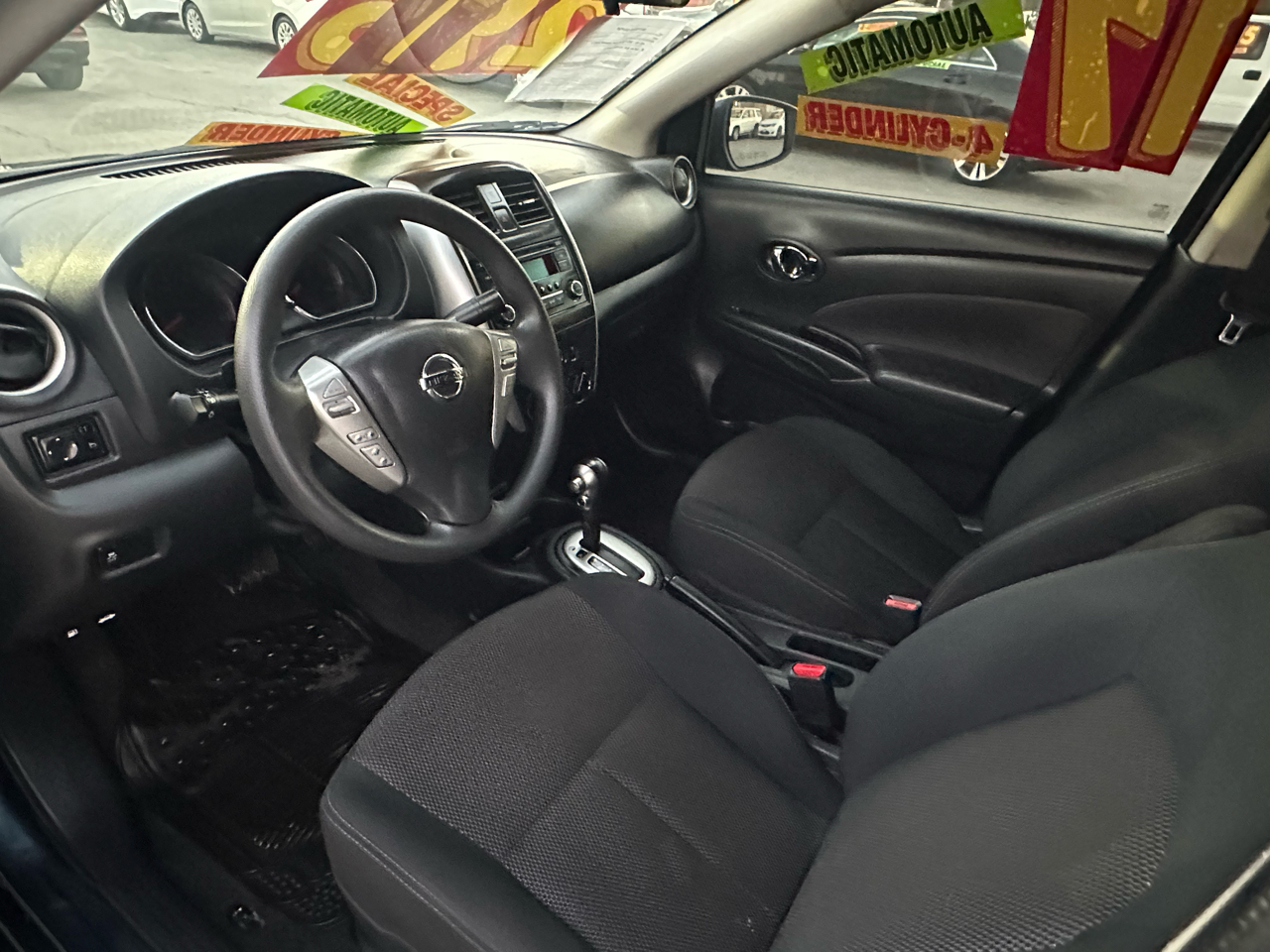 Nissan Versa Sedan  2017