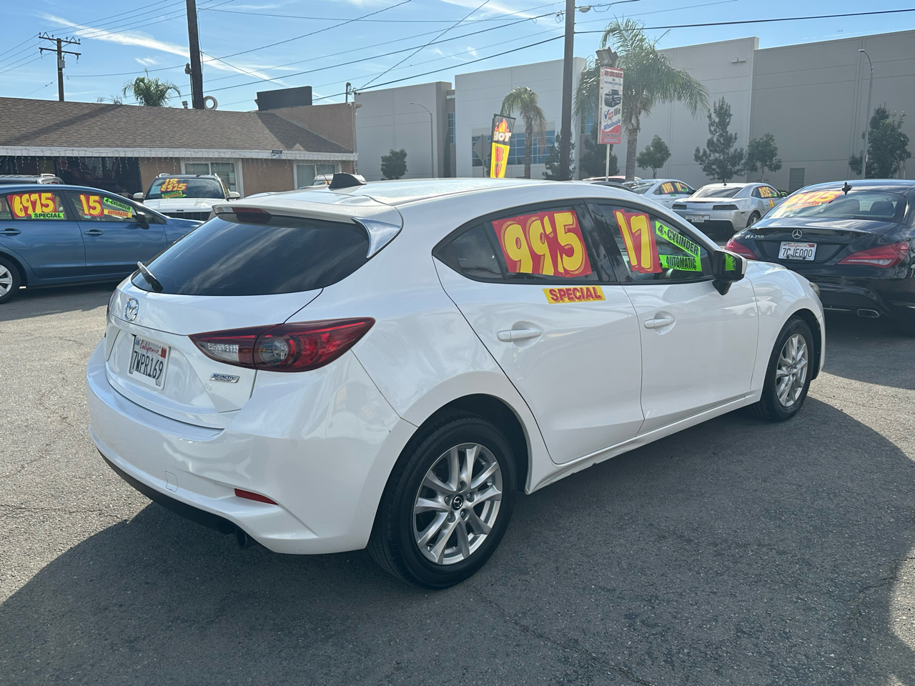 Mazda Mazda3 5-Door  2017
