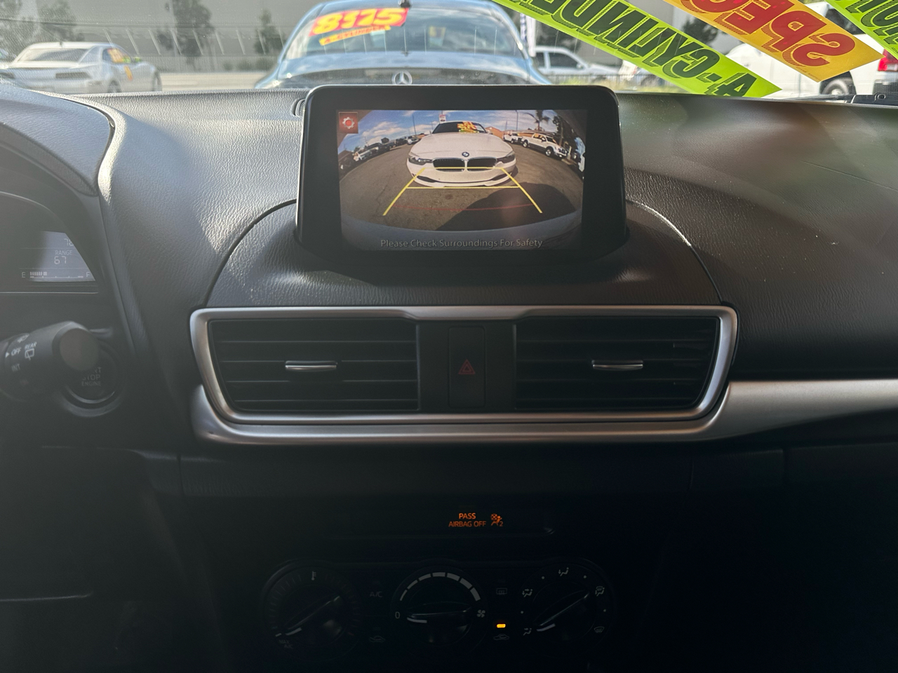 Mazda Mazda3 5-Door  2017