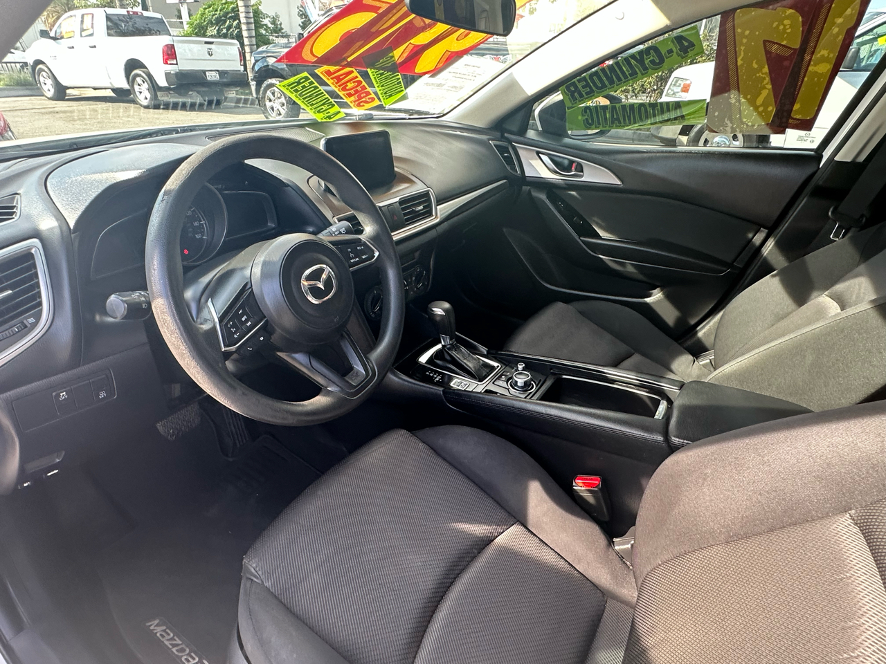 Mazda Mazda3 5-Door  2017