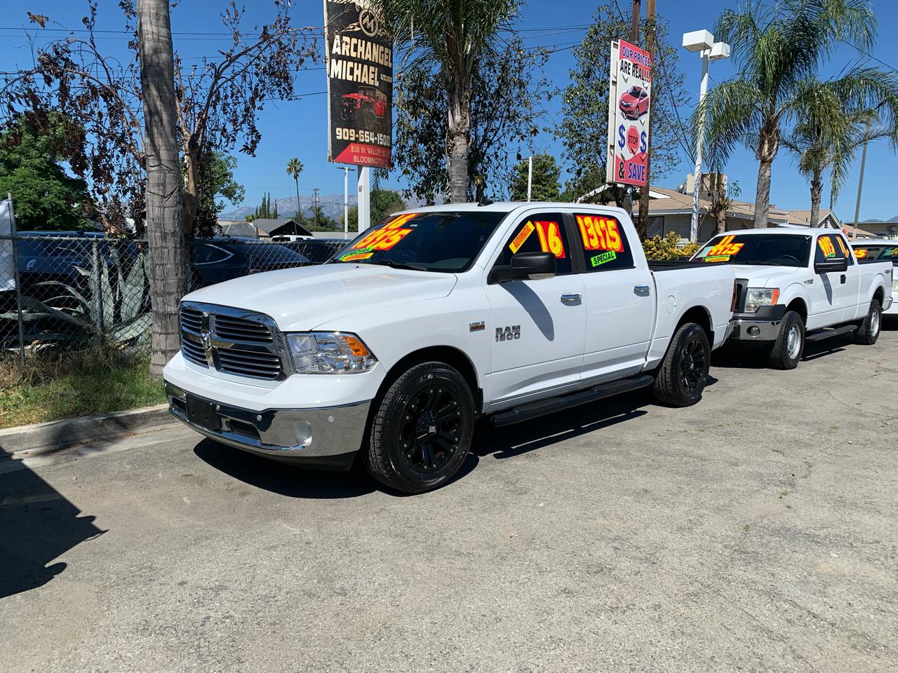 2016 RAM 1500 4WD Crew Cab 140.5" Big Horn