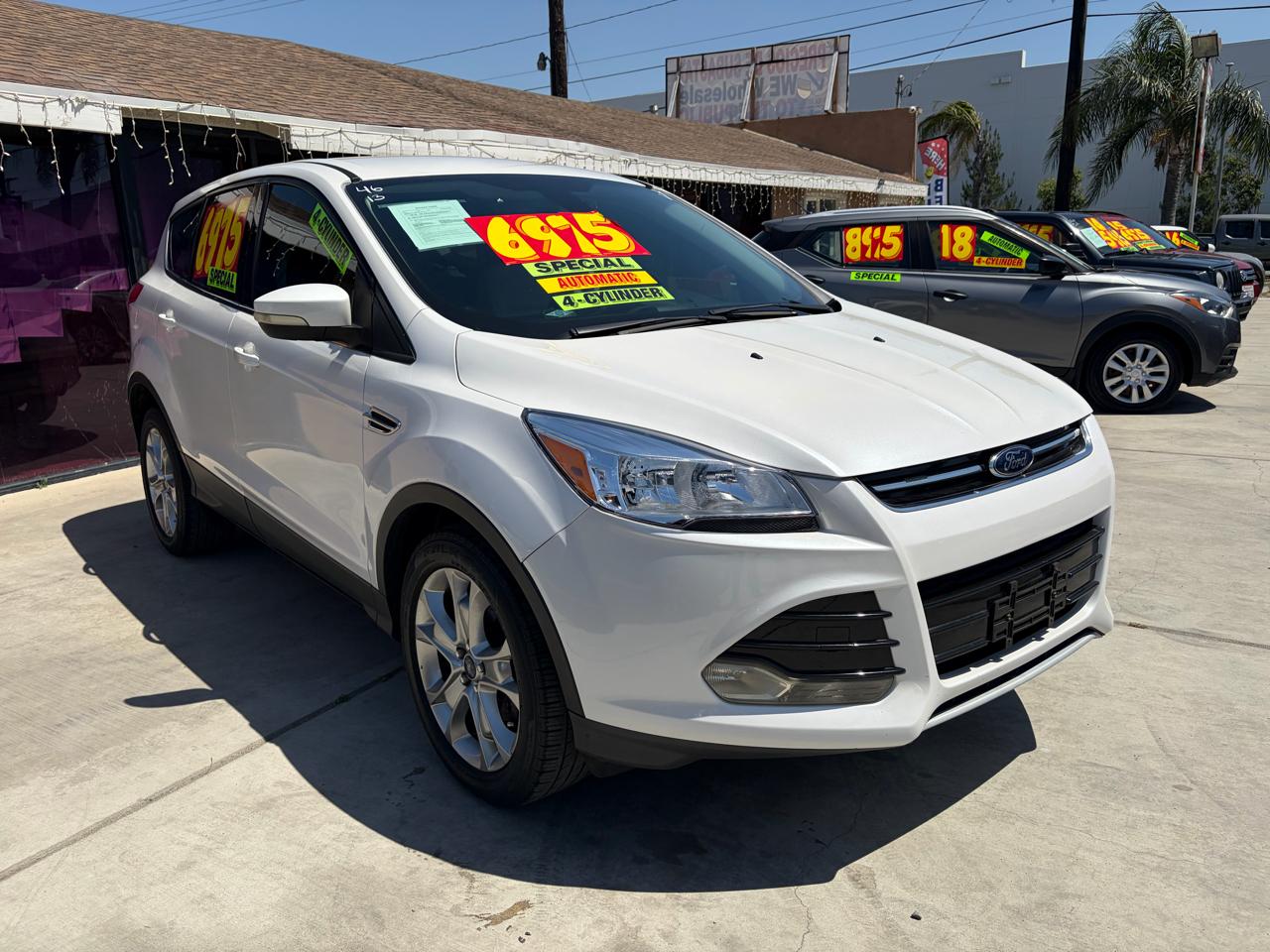 View vehicle photo 3