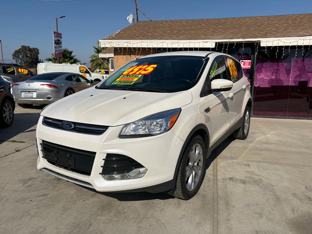 View vehicle photo 2