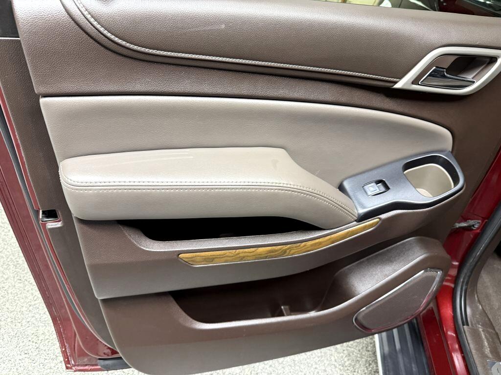 GMC Yukon XL 4WD 4dr Denali 2019