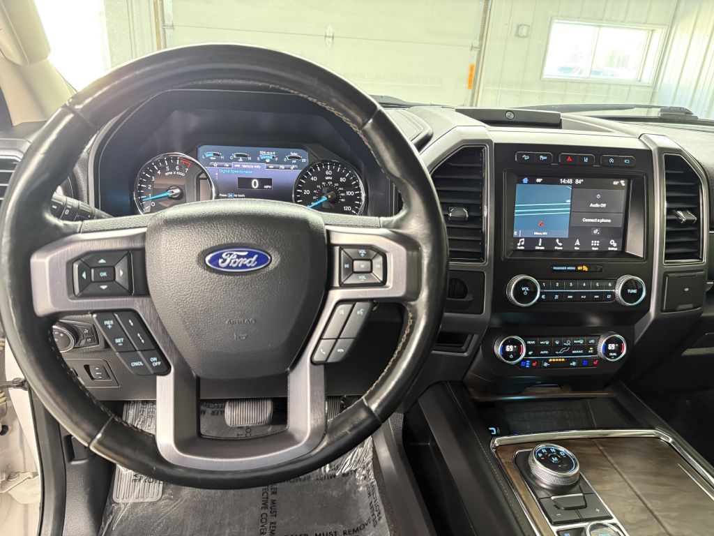 2019 Ford Expedition Platinum photo 13