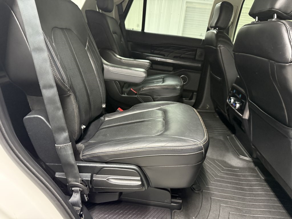 2019 Ford Expedition Platinum photo 30
