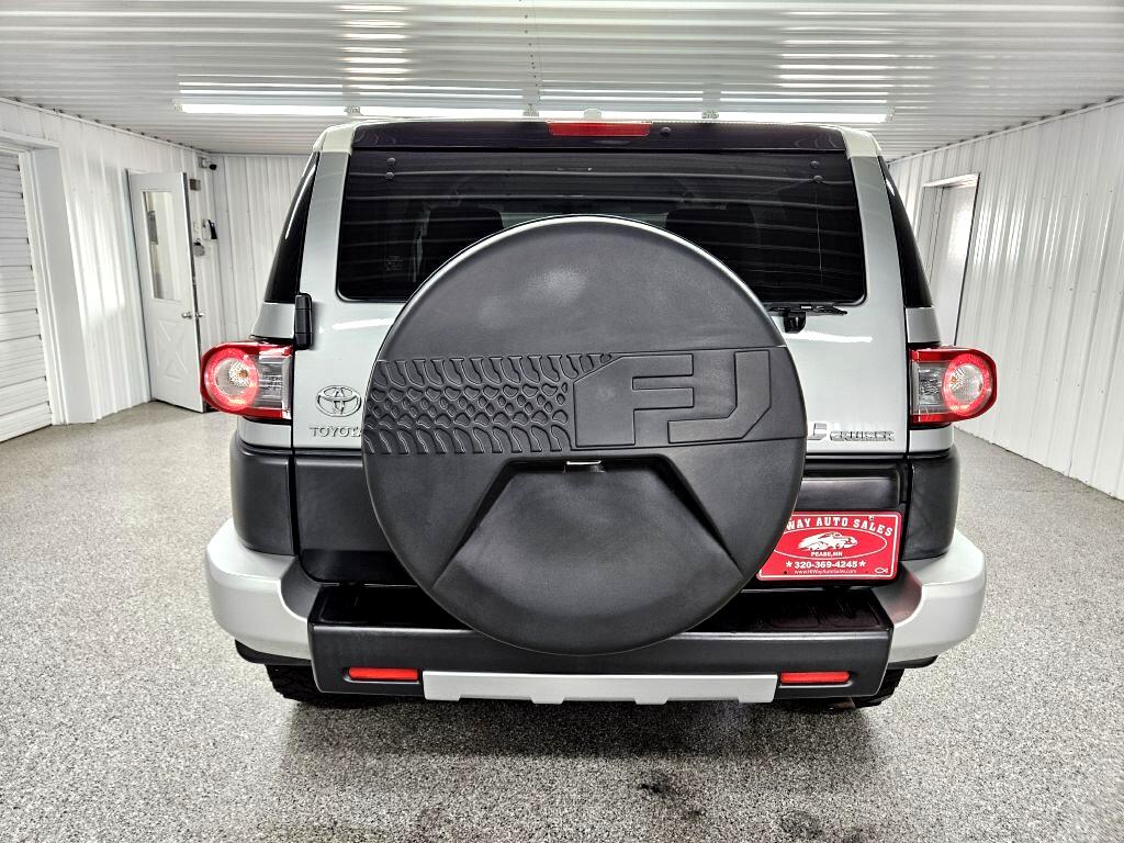 Toyota FJ Cruiser 4WD 4dr Auto (Natl) 2012