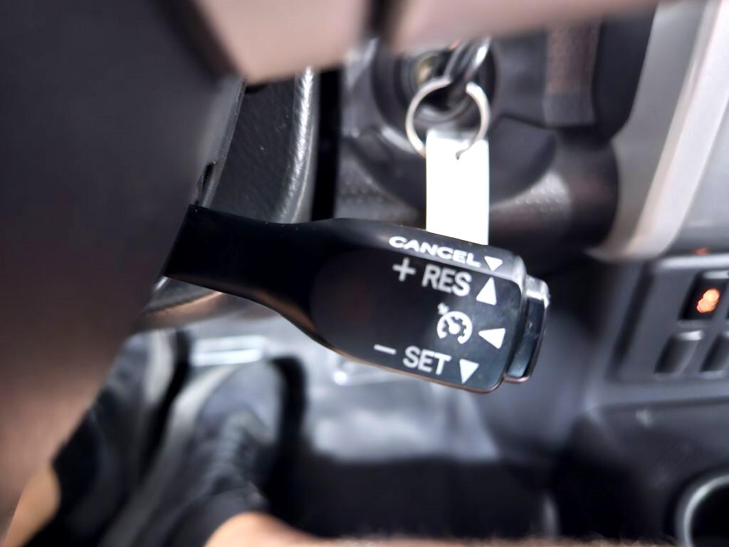 Toyota FJ Cruiser 4WD 4dr Auto (Natl) 2012