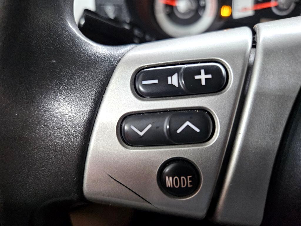 Toyota FJ Cruiser 4WD 4dr Auto (Natl) 2012