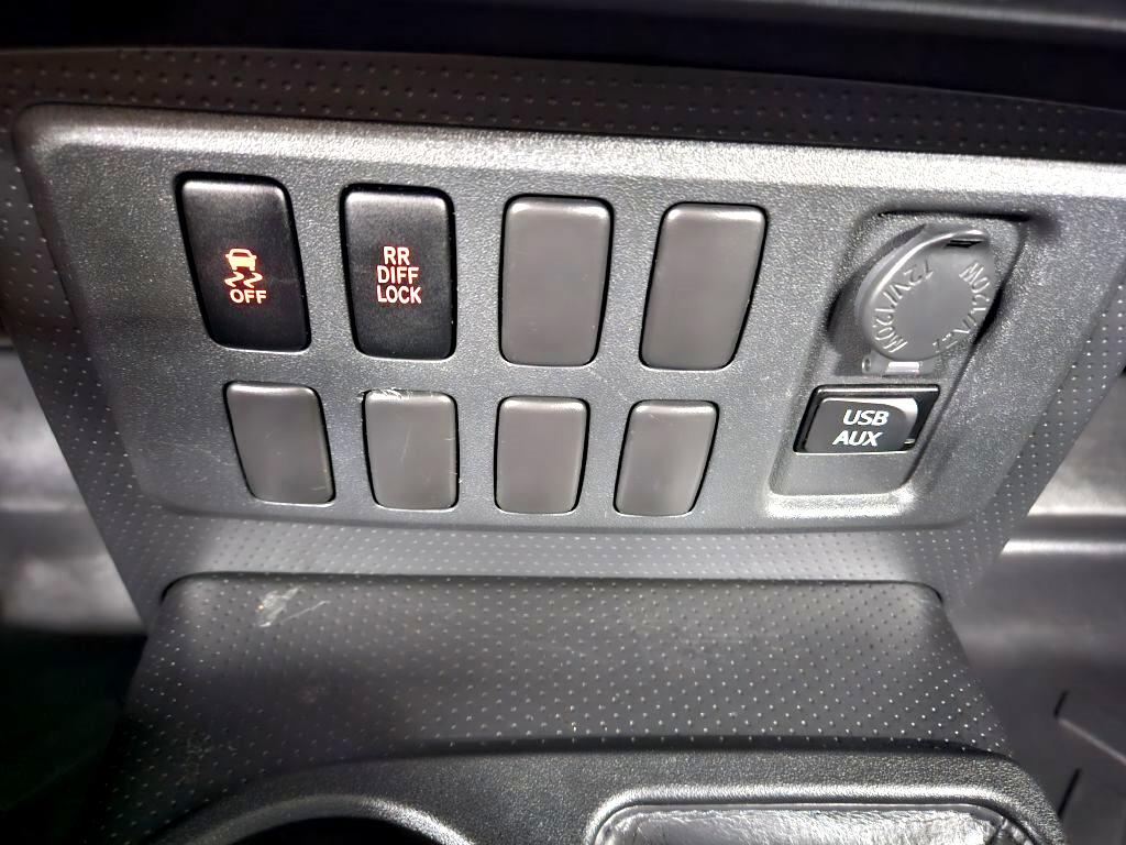 Toyota FJ Cruiser 4WD 4dr Auto (Natl) 2012