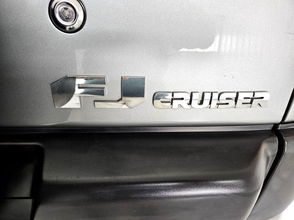 Toyota FJ Cruiser 4WD 4dr Auto (Natl) 2012