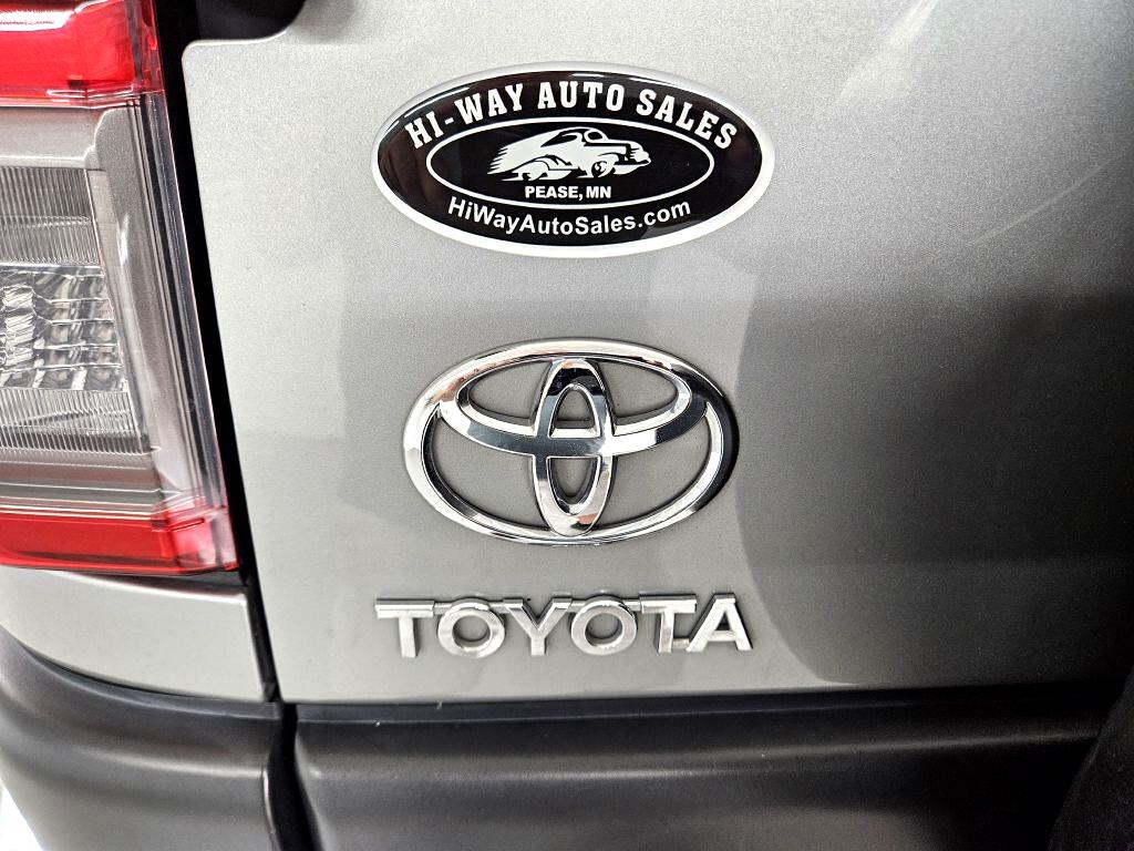 Toyota FJ Cruiser 4WD 4dr Auto (Natl) 2012