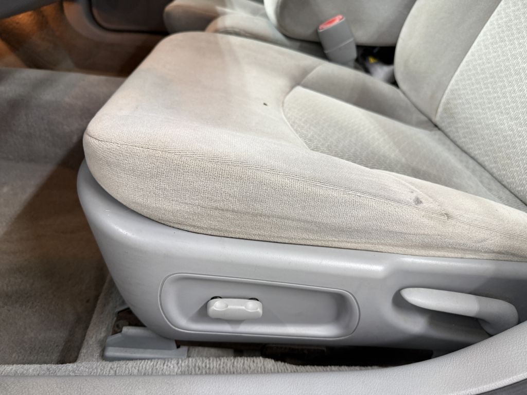 2005 Buick LaCrosse CX photo 9