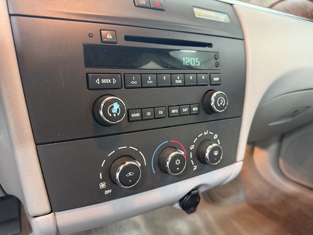 2005 Buick LaCrosse CX photo 13