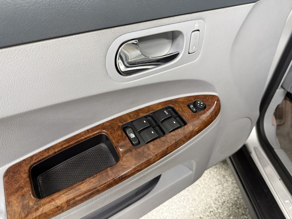 2005 Buick LaCrosse CX photo 16