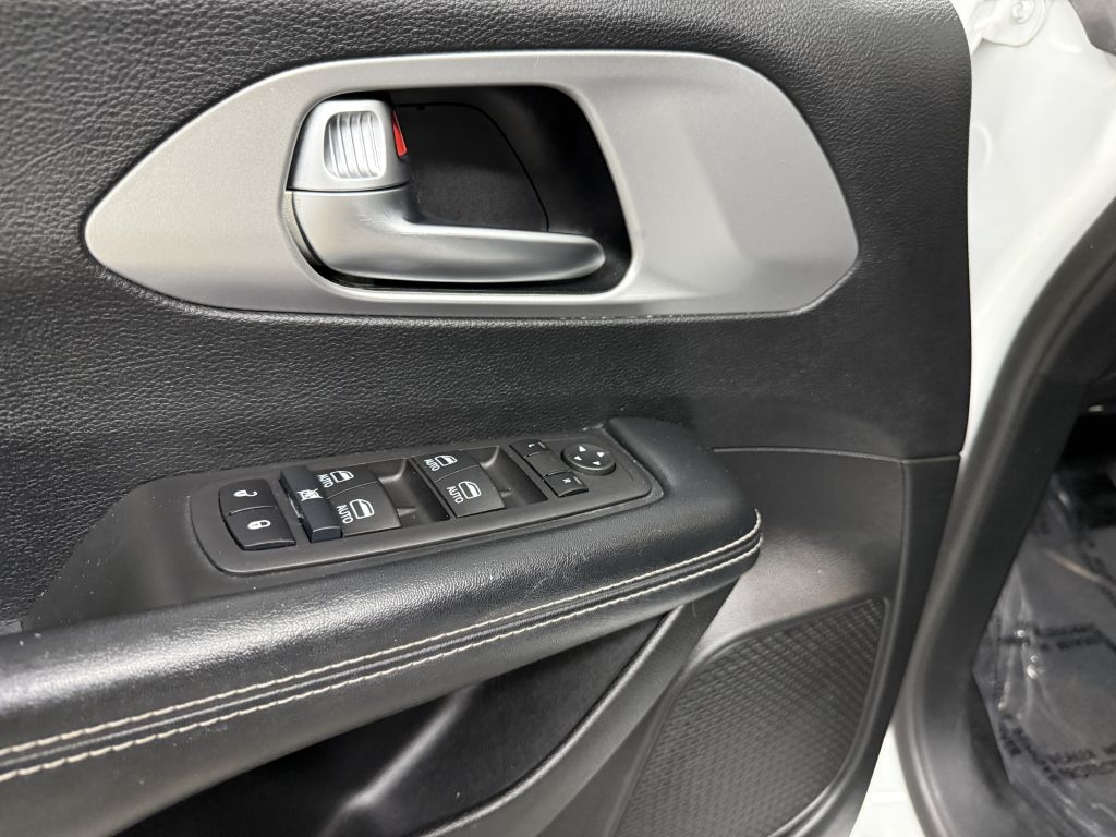 2019 Chrysler Pacifica Touring Plus photo 20