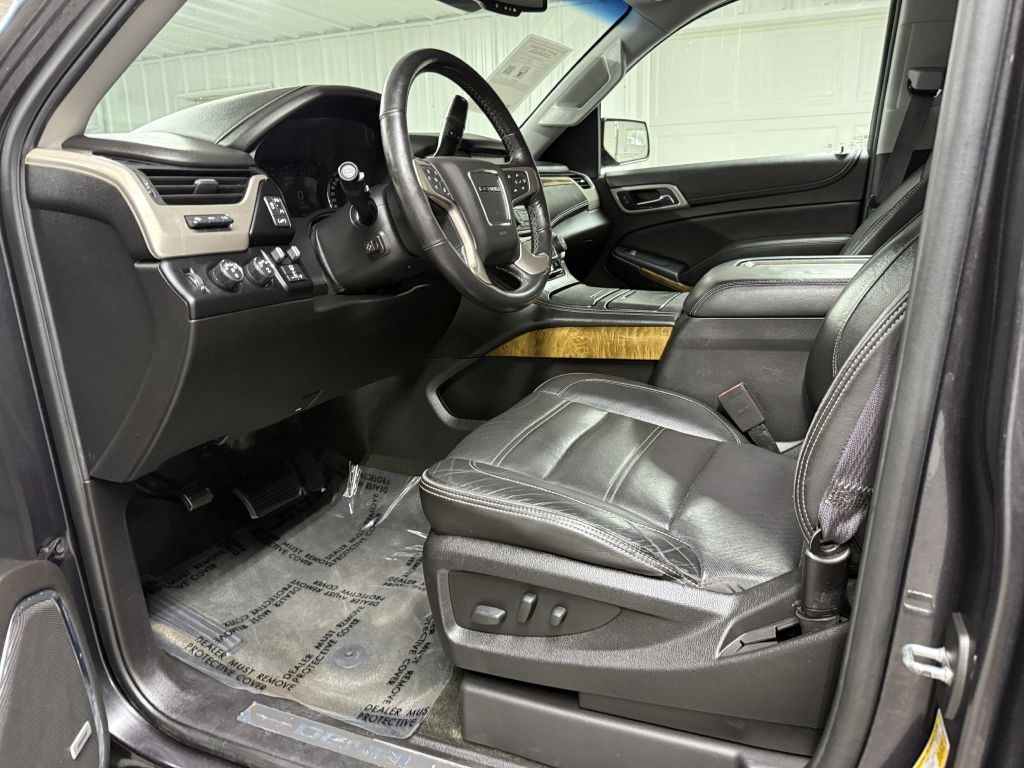 GMC Yukon 4WD 4dr Denali 2017