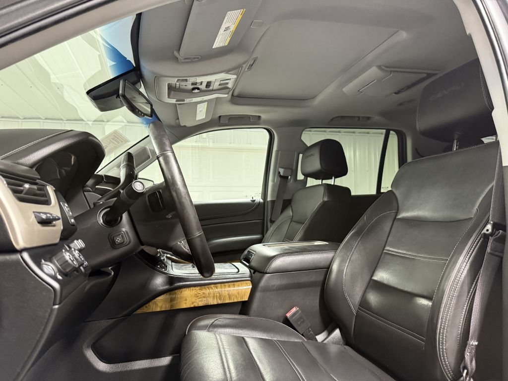 GMC Yukon 4WD 4dr Denali 2017