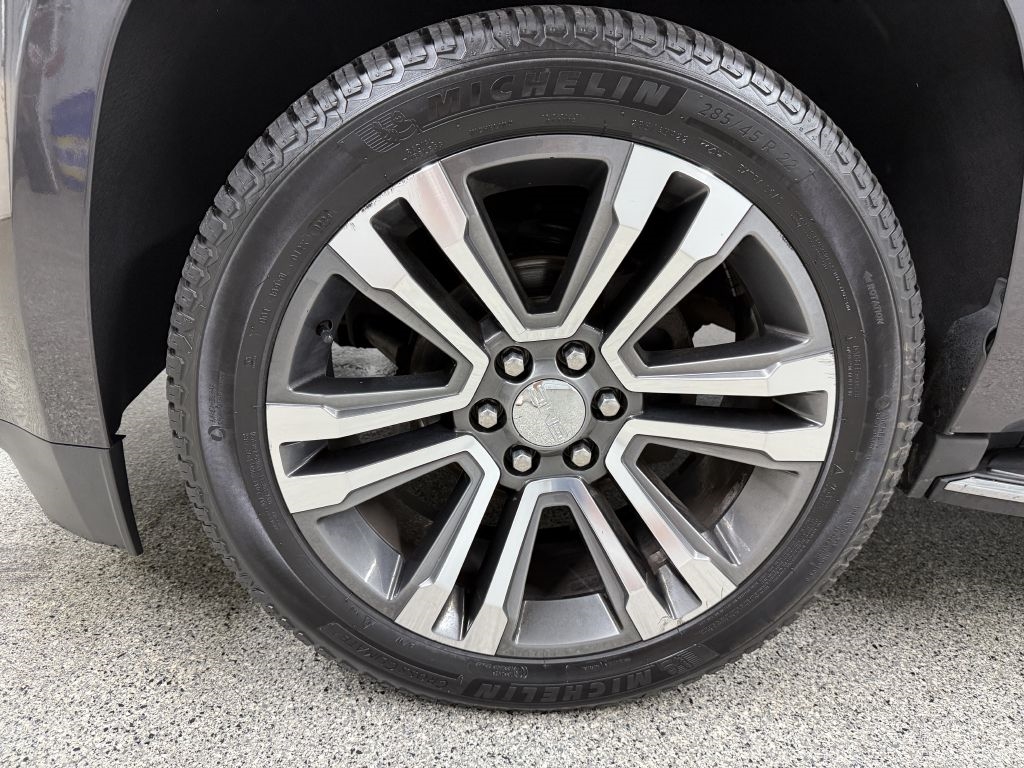 GMC Yukon 4WD 4dr Denali 2017