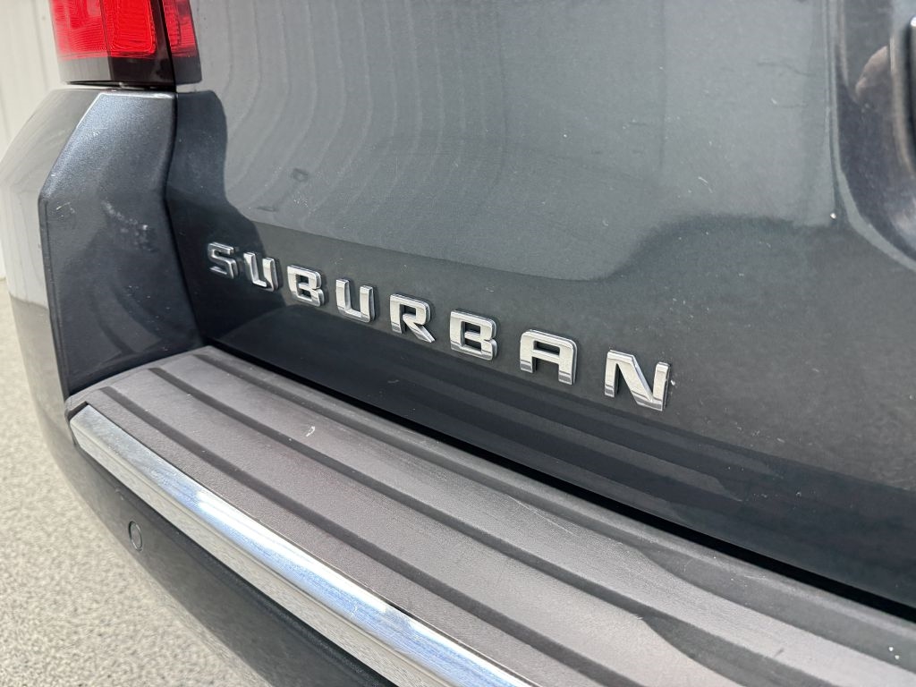 Chevrolet Suburban 4WD 4dr 1500 Premier 2019