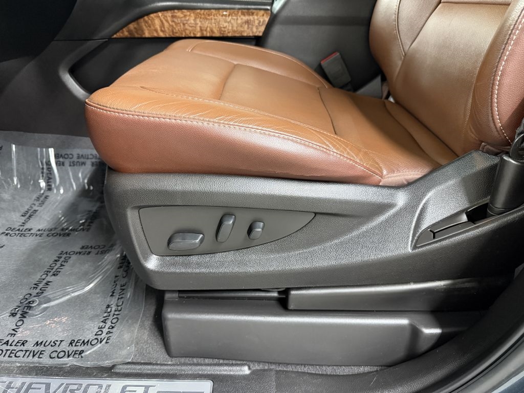 Chevrolet Suburban 4WD 4dr 1500 Premier 2019