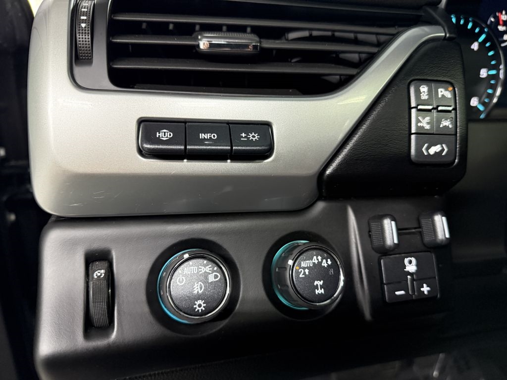 Chevrolet Suburban 4WD 4dr 1500 Premier 2019