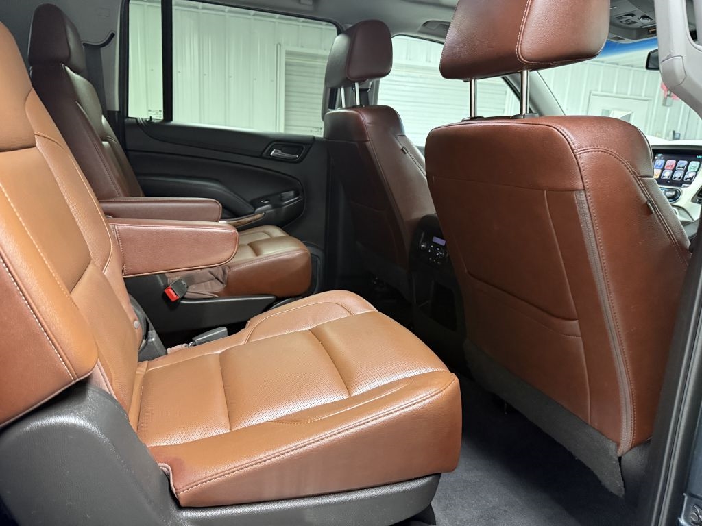 Chevrolet Suburban 4WD 4dr 1500 Premier 2019