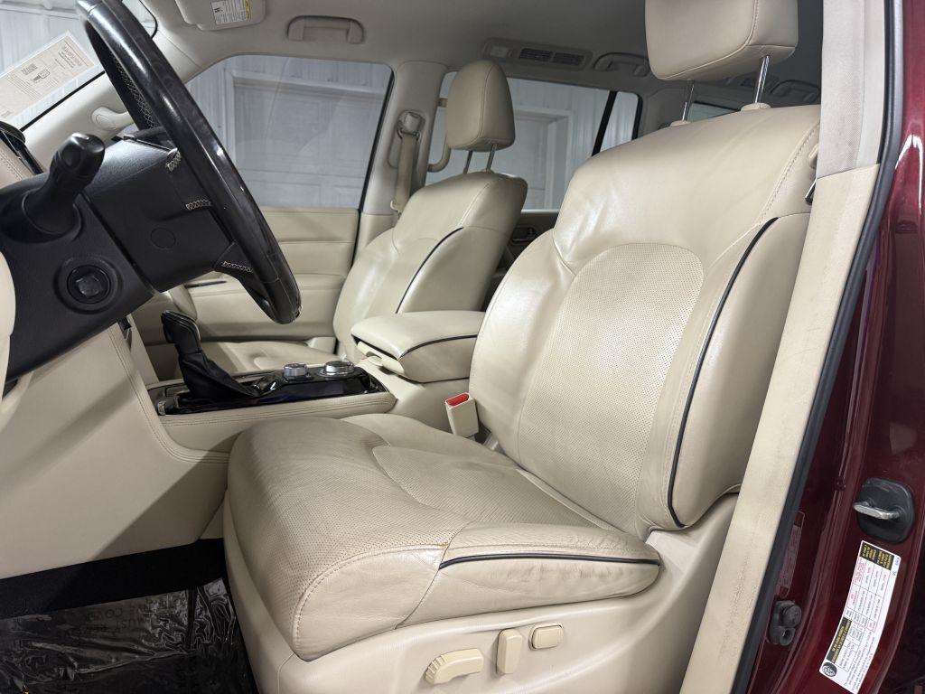 2021 Infiniti QX80 Luxe photo 9
