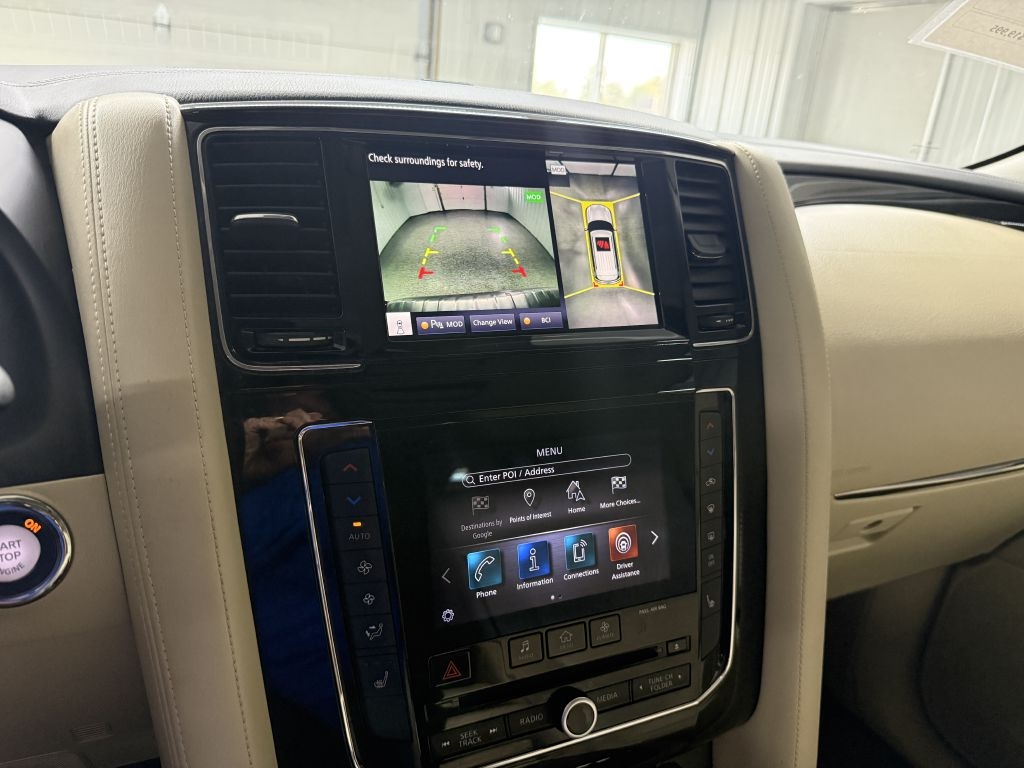 2021 Infiniti QX80 Luxe photo 18