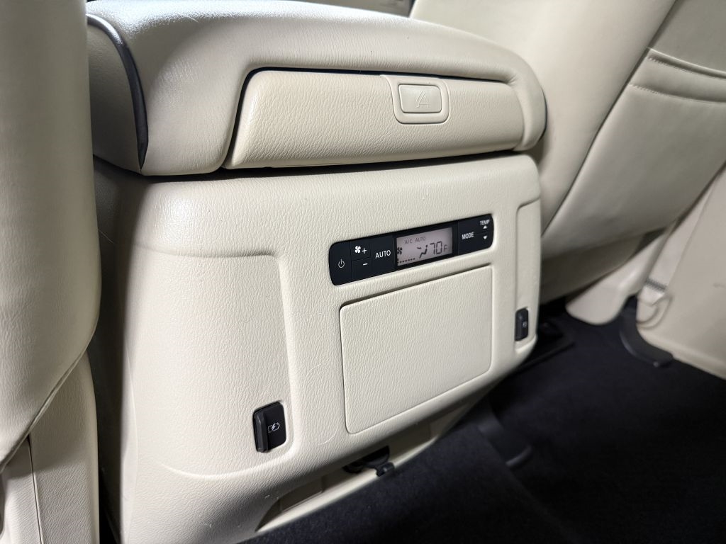 2021 Infiniti QX80 Luxe photo 27