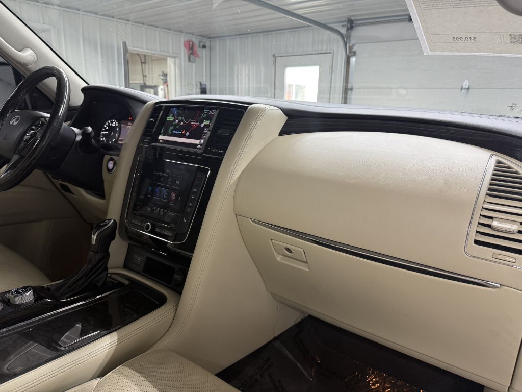 2021 Infiniti QX80 Luxe photo 34