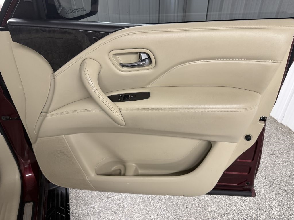 2021 Infiniti QX80 Luxe photo 35