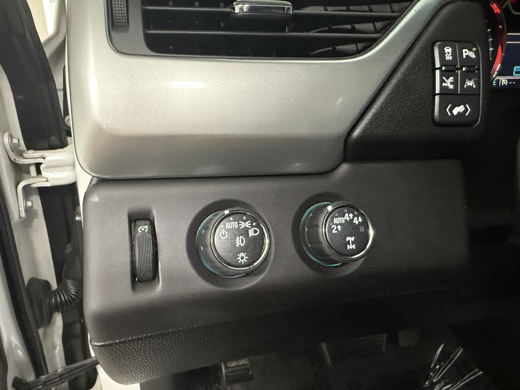 2017 Chevrolet Tahoe Premier photo 11