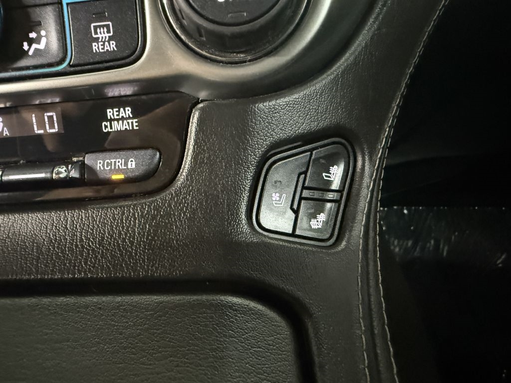 2017 Chevrolet Tahoe Premier photo 19