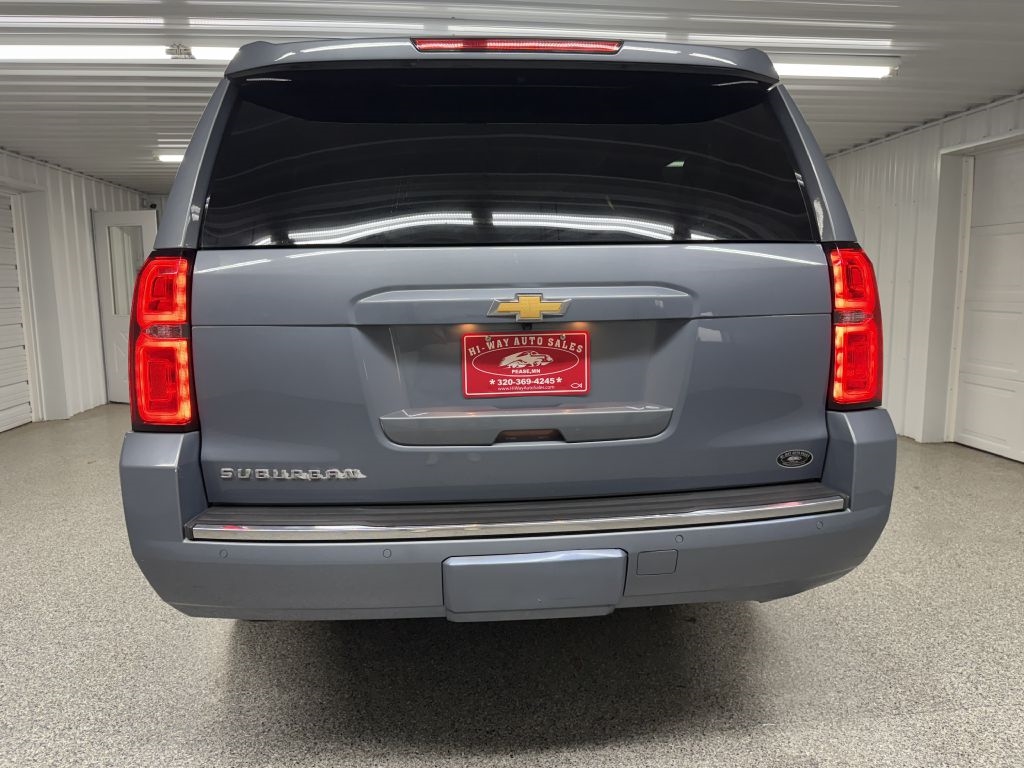 Chevrolet Suburban 4WD 4dr 1500 LTZ 2016