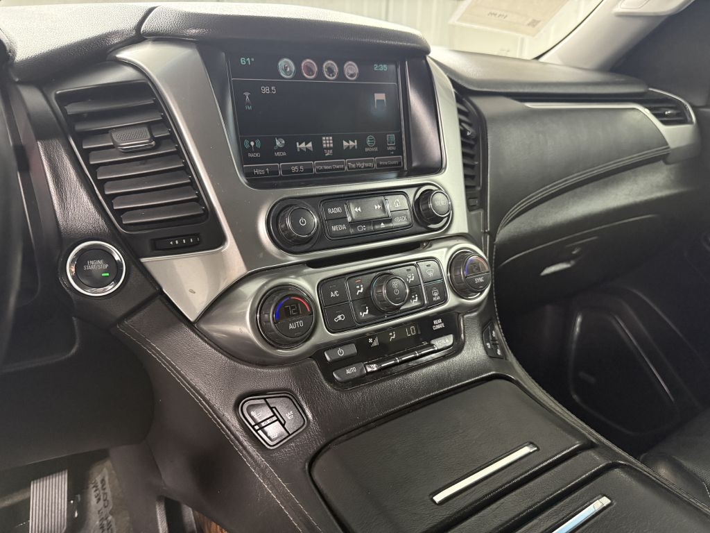 Chevrolet Suburban 4WD 4dr 1500 LTZ 2016