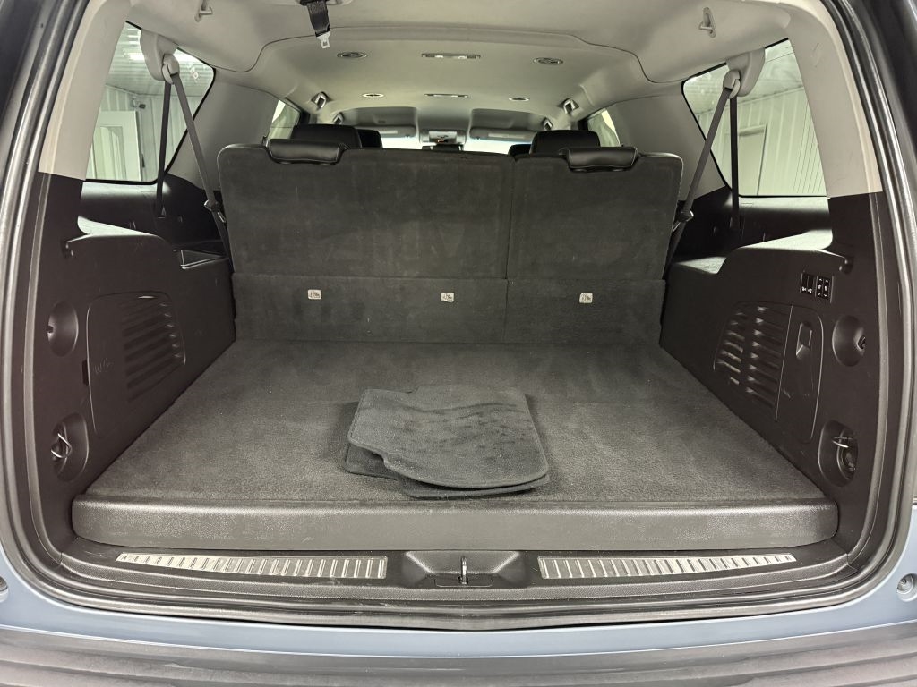 Chevrolet Suburban 4WD 4dr 1500 LTZ 2016