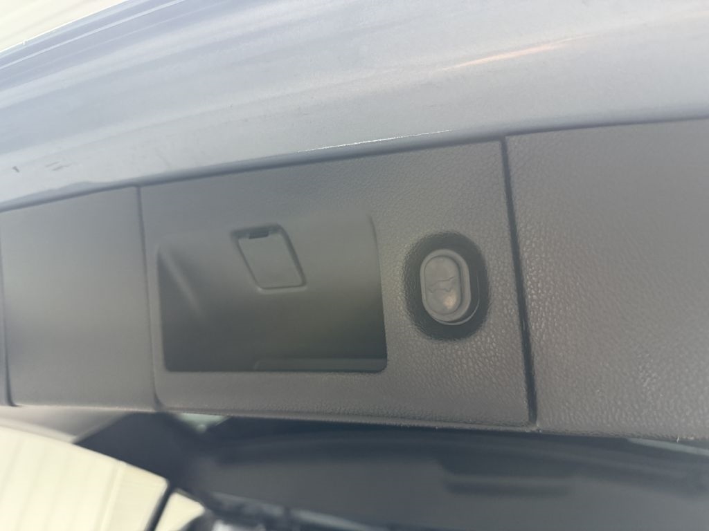 Chevrolet Suburban 4WD 4dr 1500 LTZ 2016