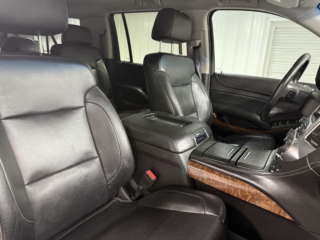 Chevrolet Suburban 4WD 4dr 1500 LTZ 2016