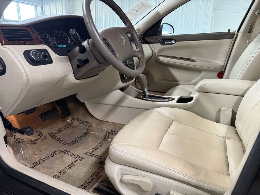 Chevrolet Impala 4dr Sdn 3.5L LT 2008