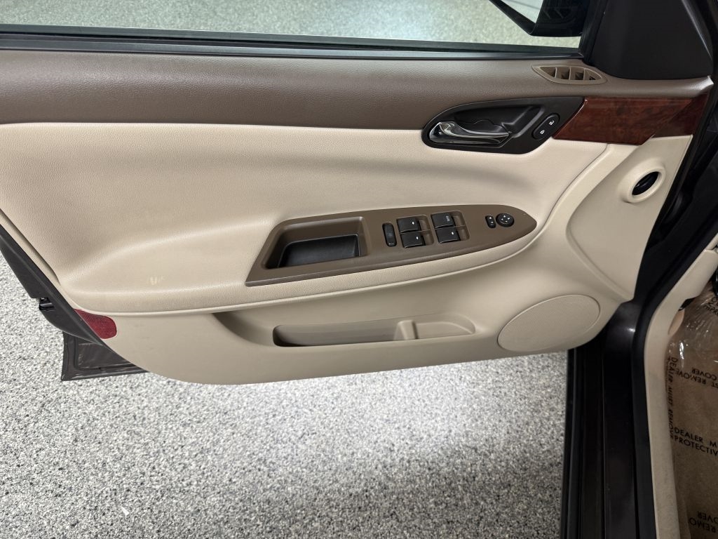 Chevrolet Impala 4dr Sdn 3.5L LT 2008