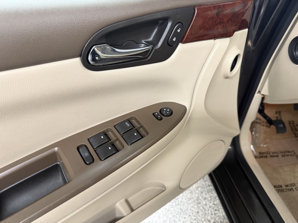 Chevrolet Impala 4dr Sdn 3.5L LT 2008