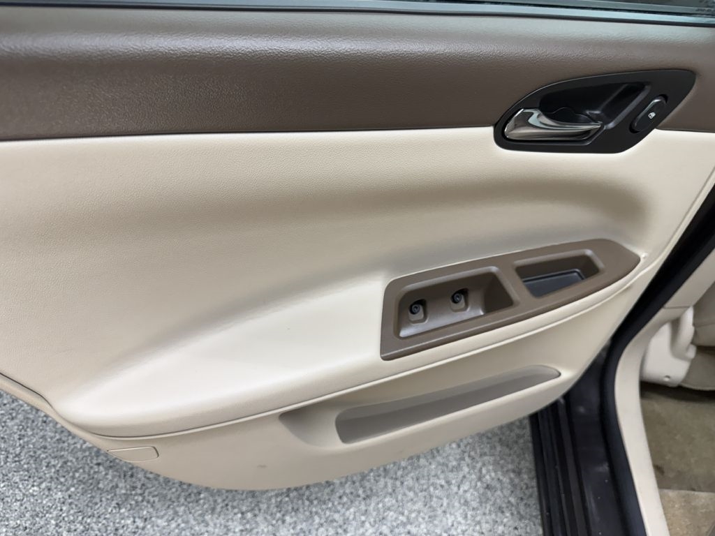 Chevrolet Impala 4dr Sdn 3.5L LT 2008