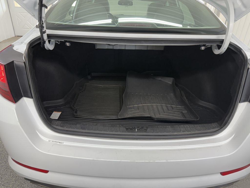 Kia Optima 4dr Sdn EX 2013