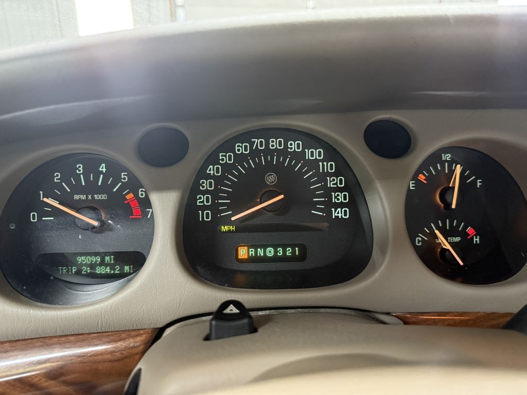 Buick LeSabre 4dr Sdn Custom 2003