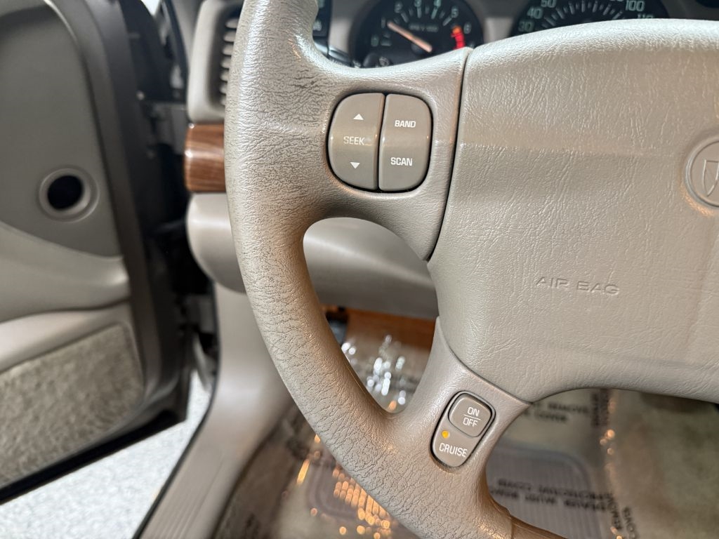 Buick LeSabre 4dr Sdn Custom 2003