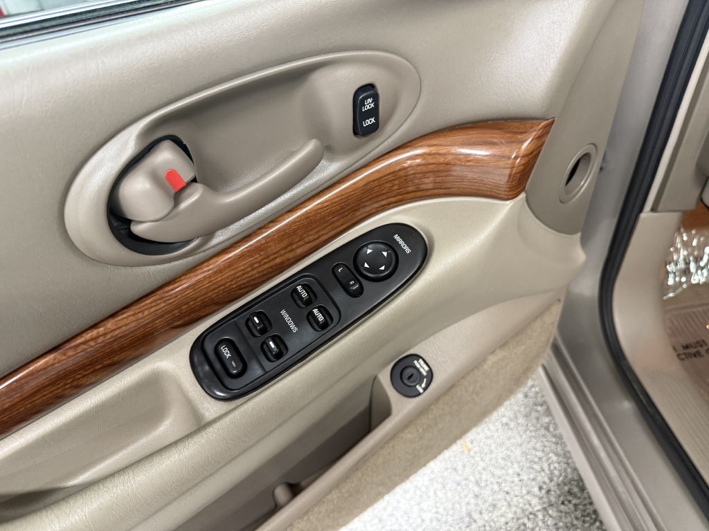 Buick LeSabre 4dr Sdn Custom 2003