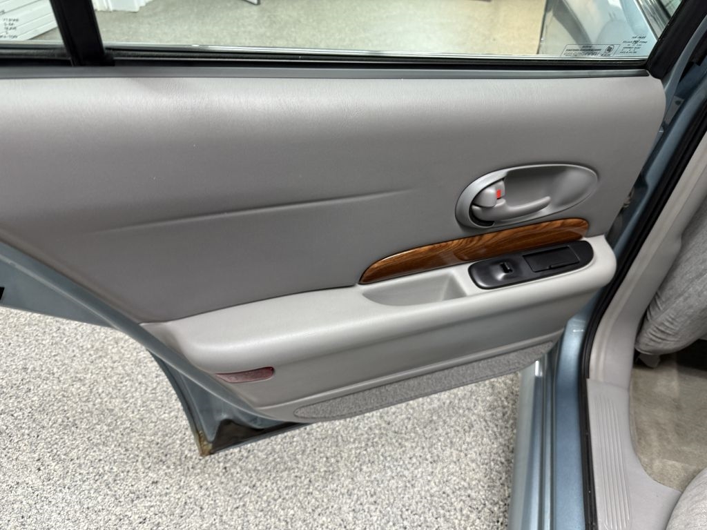 Buick LeSabre 4dr Sdn Custom 2003
