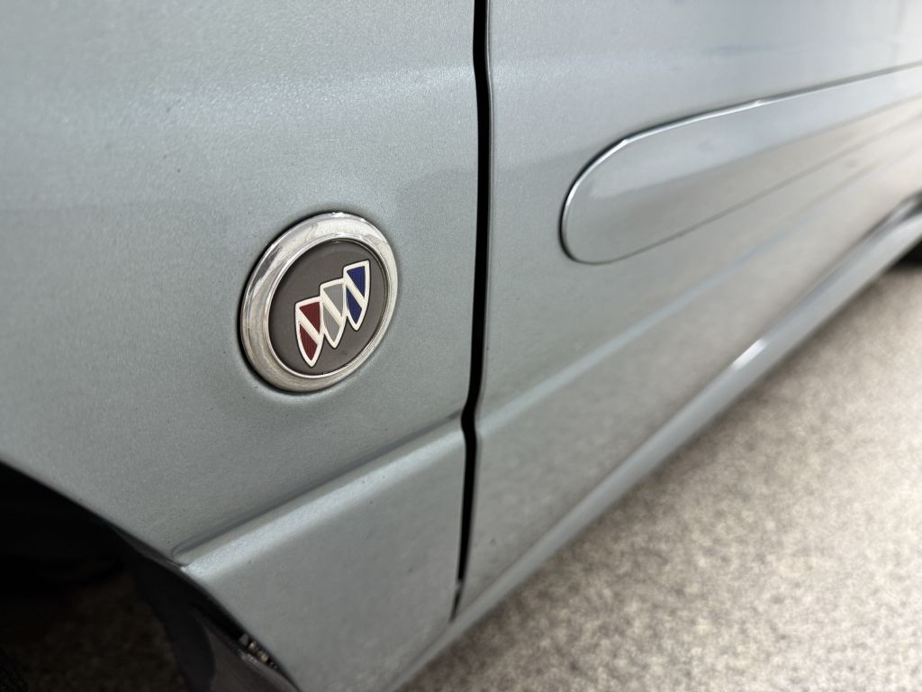 Buick LeSabre 4dr Sdn Custom 2003